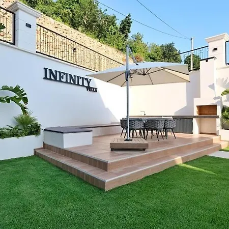 Luxury With A Private Pool