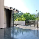 Vilă Luxury With A Private Pool