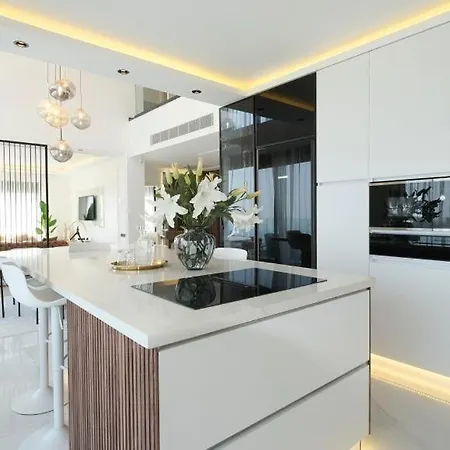 Luxury With A Private Pool *