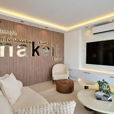 Luxury With A Private Pool * ألانيا