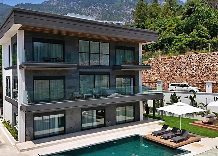 Luxury With A Private Pool
